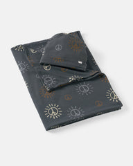 Peace & Love Ribbed Swaddle & Beanie Set